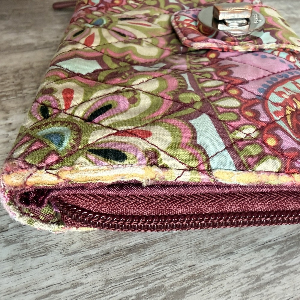 Vera Bradley RFID Turnlock Wallet in Cotton - Picture 4 of 16